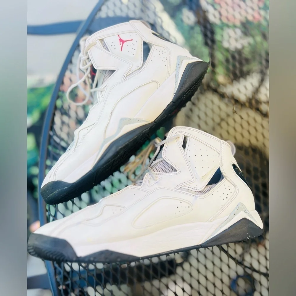 JORDAN Shoes TRUE FLIGHT Mens Size 11.5 WHITE CEMENT Basketball Sneaker 342964-